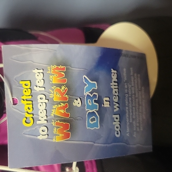 NWT Explorers little girls size 8 pink and black winter boots. - Picture 2 of 8